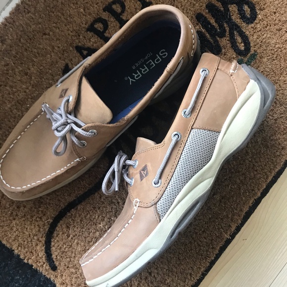 Men’s Sperry Boat Shoes - Picture 3 of 5